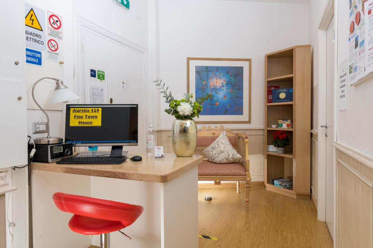 Aurelia 429 Fine Town House Hotel Рим Екстериор снимка